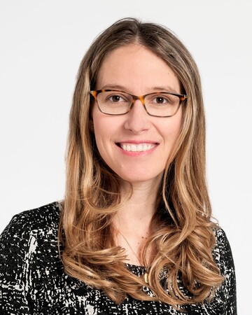 Dr. Courtney Smalley